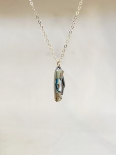 This small pocket knife boasts a striking mother-of-pearl inlay on both sides. Suspended from an 18 or 24-inch 14k gold-filled chain, it becomes a statement piece that complements any outfit. With a stainless steel blade, this pendant knife is perfect for those who value both fashion and function. Small but mighty, it’s undoubtedly a pocket-sized powerhouse and an ideal addition to your essentials. STUDIO FINDS: Studio Finds by Son of a Sailor is a collection of curated goods, complementary to t Water Fae, Pocket Knife Necklace, Sea Spirit, Mermaid Water, Knife Necklace, Mini Knife, Edc Bag, Mother Of Pearl Inlay, Muslin Bags