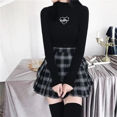 #EG0308 PRODUCT DETAILS:Material: Polyamide.CottonSize Measurements: S bust: 76-86cm length: 54cm M bust: 84-94cm length: 56cm L bust: 88-98cm length: 58cm Fitted Emo Tops For Fall, Emo Long Sleeve Fitted Top, Emo Black Tops For Winter, Black Emo Tops For Winter, Fitted Heart Print Tops For Fall, Fitted Winter Top With Heart Print, Black Heart Print Tops For Fall, Black Slim Fit Tops For Winter, Grunge Heart