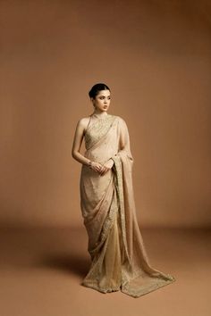 Designer Saree Online UK  , Maharani Designer Boutique , #saree #onlinesaree  #sareecollection  #sareeusa #boutique  #boutiqueshopping  #boutiquefashion  #boutiqueshoppingonline #canada #toronto  #vancouver Boutique Saree, Velvet Saree, Formal Saree, Foil Printing