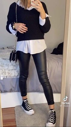 Lederhosen Outfit, Mode Tips, Cold Outfits, Black Leather Pants, Causual Outfits, Casual Winter Outfits, Winter Fashion Outfits, Office Outfits, Outfits Casuales