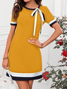 Amarillo Mostaza Casual Collar manga corta Tela tejida Color combinado,A rayas camiseta Embellished Elástico Alto Knotted Dress, Color Block Bodycon Dress, Asymmetrical Collar, Ginger Dress, Knot Dress, Flattering Dresses, Dress For Short Women, Tee Dress, Striped Tee