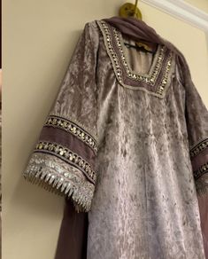 Velvet Suit Design, Stylish Kurtis Design, Neck Designs For Suits, Fancy Dresses Long