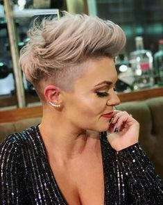 Celebrity Short Hairstyles, Pixie Haircuts For Thick Hair, Short Curly Pixie, Haircuts For Thick Hair, Hair Cuts For Women, Long Pixie Hairstyles, Thick Hair Cuts, Long Pixie Cuts, Pixie Haircut For Thick Hair