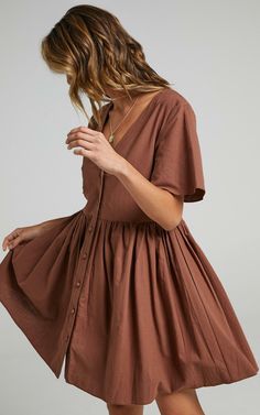 Sustainable Dress, Engagement Inspo, Soft Autumn, Color Analysis, Button Up Dress, Rich Girl, Beauty Items, Enchanted Forest, Smock Dress