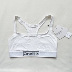 Brand New With Tags! Spring Crop Top With Light Support, Spring Cotton Sports Bra With Built-in Bra, White Sporty Bra For Summer, Sporty White Summer Bra, White Sporty Summer Bra, Cotton Sports Bra With Adjustable Straps For Summer, Summer Cotton Sports Bra With Adjustable Straps, Summer Light Support Sports Bra For Loungewear, Spring Cotton Sports Bra For Loungewear