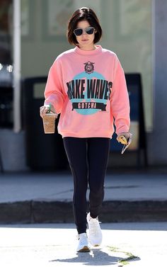 The $68 Sneakers That Look So Stylish With Leggings Lucy Hale Street Style, Lucy Hale Pretty Little Liars, Jordyn Huitema, Lucy Hale Style Outfits, Lucy Hale Outfits, Lucy Hale Style, Aria Montgomery, Causal Outfits, Lucy Hale