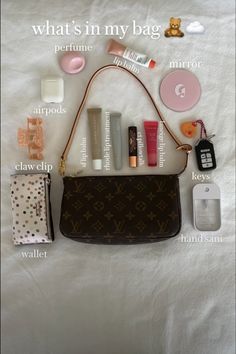 #whatinmybag#makeup#summer#bag What To Bring In Your Bag, Going Out Bag Essentials, What To Put In A Small Bag, Things To Put In Your Bag, School Organization Aesthetic, Travel Packing Essentials, Tods Bag