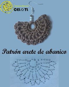 crochet earrings with the words patron arte de atlantico written in spanish