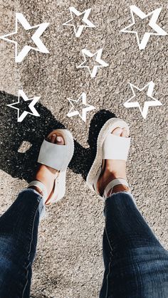 Summer Shoes Trends, Mode Shoes, White Platform, Platform Espadrilles, Mode Inspo, Trend Fashion, On The Ground, Crazy Shoes, Shoe Obsession