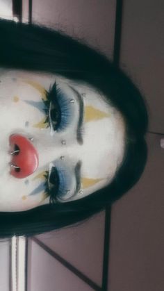 Cute Face Painting Aesthetic Easy, Clown Makeup Scary Easy, Easy Clown Makeup Ideas, Colorful Clown Makeup Halloween, Rave Clown Makeup, Clown Inspo Makeup, Clown Makeup White Face, Easy Unique Makeup Looks, Clown Cute Makeup