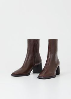 Brown Boots Outfit Ankle, Dark Brown Boots Outfit, Brown Ankle Boots Outfit, Dark Brown Ankle Boots, Vagabond Boots, Brown Boots Outfit, Brown Heeled Boots, Dark Brown Boots, Boots Outfit Ankle