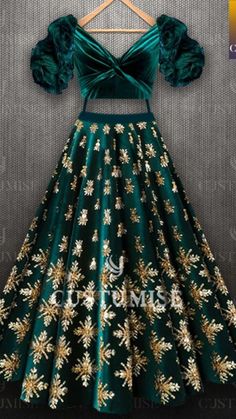 Lehenga Wedding Dress, Saree Outfits, Bridal Lehenga Wedding, Wedding Dress Gown, Indian Bride Outfits