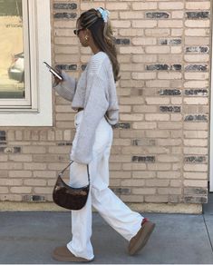 Everyday Outfits Fall, Stockholm Fashion Week, Pants Outfit Fall, Casual Outfit Inspiration, Cold Outfits, Transition Outfits, Stockholm Fashion, Outfit Fall