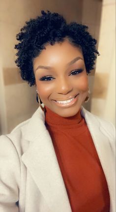 Short Hair 4c, Black Hairstyles For Round Faces, Mahogany Curls, Short Natural Curls, Medium Black Hair, Tapered Natural Hair Cut, Big Chop Natural Hair, Short Natural Haircuts