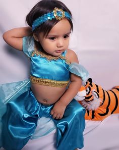 Princess Jasmine Inspired Set Handmade to order Customs available Princess Jasmine Costume Kids, Jasmine Costume Diy, Jasmine Costume Kids, Mother Daughter Costumes, Princess Jasmine Birthday Party, Princess Jasmine Birthday, Princess Jasmine Costume, Mommy Daughter Outfits