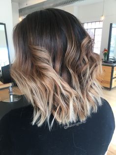 Haircolor Ideas 2023 Short Hair, Dyed Hair Inspiration Short Hair Brown, Dark To Light Ombre Hair Short, Ombré Hair Short, Carmel Ombre Brunettes, Balayage For Dark Brown Hair Shoulder Length, Black Ombre Hair Short, Ombre Hair Color For Black Hair Short, Brown Ombre Hair Short