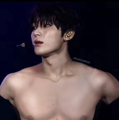 #Enhypen #sunooshirtless #kpop #sunooenhypen #edit #twitter Lee Evans, American Guy, Men Abs, Duos Icons, Chuu Loona, Hot Kpop, Types Of Guys, Kpop Couples, Kim Sun