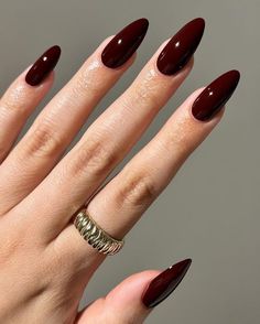 Mocha Nails, Cherry Mocha, Burgundy Nail Designs, Fall Nail Trends, Classy Acrylic Nails, Thanksgiving Nails, Dark Burgundy, Almond Shaped