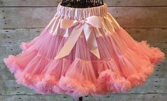 Photo Shoots Birthday, Farmers Market Ideas, Kid Dress, Cake Smash Photos, Dance Recital, Market Ideas, Satin Bow, Cake Smash, Playing Dress Up