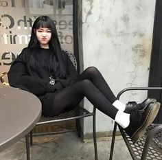 Black Grunge, Neue Outfits, Looks Street Style, Looks Black, Goth Outfits, Fashion Black, Edgy Outfits, Dark Fashion, Inspiration Mode