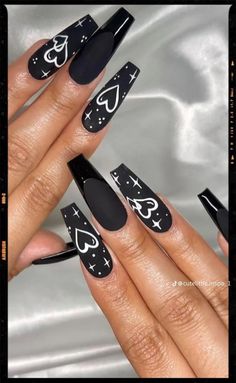 Stars Nails, Black And White Nail, Black And White Nail Designs, Black And White Nail Art, Black Coffin Nails, Rose Nail Art, Black Acrylic Nails, Punk Nails, Classy Nail Designs