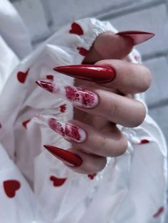 Fem Fatale Nails, Simple Rag Doll, Halloween Nails Stiletto, Red Nails Stiletto, Stiletto Nails Red, Lily Nails, Dragon Nails, Acrylic Toe Nails, Nails Stiletto