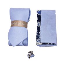 The Baby Blue Tie Set is the perfect tie set for any occasion. It comes with Cuff links. It also comes with a reversible handkerchief/ pocket square. These sets have been hand chosen by top designers to match Trending wedding colors. Everything is hand-selected to give you a unique look and everything comes perfectly presented in our gift boxes. Make sure you are wedding season ready with this one-of-a-kind set. ***If you need multiple for groomsmen sets (5 + ) please message or email us so we c Trending Wedding Colors, Wedding Color Trends, Tie Matching, Trending Wedding, Baby Blue Color, Baby Blue Colour, Tie Set, Blue Tie, Blue Ties