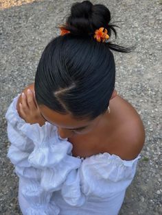 Κούρεμα Bob, Fishtail Braid, Hair Stylies, Work Hairstyles, Sleek Hairstyles, Aesthetic Hair, Hair Dos, Hair Day, Pretty Hairstyles