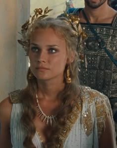 Greek Princess Costume, Ancient Greek Halloween Costume, Ancient Greece Halloween Costume, Helen Of Troy Diane Kruger, Roman Costume Womens, Helen Of Troy Costume, Troy Costumes, Helen Of Troy Aesthetic, Roman Halloween Costume