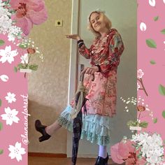 vintage / whimsical fashion! ootd! luna lovegood inspired! ｡ﾟ•┈୨♡୧┈•ﾟ｡ * editing music video; working on my book cosily in the coffee shop! Luna Lovegood Outfits Aesthetic, Luna Lovegood Aesthetic Outfit, Luna Lovegood Clothes, Luna Lovegood Outfits, Find My Own Style, Editing Music, Lovegood Aesthetic, Luna Lovegood Aesthetic, Vintage Whimsical