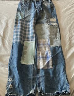 Jeans With Patches, People Clothes, Corduroy Jeans, Sewing Design, Meal Recipes, Yoga Fashion, Jeans Womens, Dream Clothes, Upcycle Clothes