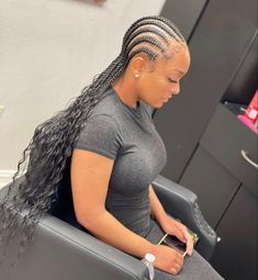 Stitch Braids With Hair Out, Straight Back Feed In Braids With Curls At End, Feed Ins Cornrows, Straight Back With Curls Braids, Straight Back Feed In Braids With Design And Curls, Stitch Braids With Curls In The Back, Stitches Braids For Black Women, Stitch Braided Hairstyles, Stitch Braids With Curls At The End