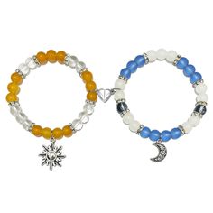 PRICES MAY VARY. SUN AND MOON BRACELETS: Inspired by the features of sun and moon, we designed this matching Sun-Moon heart bracelet for couples and friends. When two bracelets come together, they attract each other. This bracelets can make separated friends or couples feel connected, no matter how far apart you are, this pair of long distance bracelets will make you feel together. The meaningful spider themed design, definitely a great gifts for her/him. SIZE: Round bead size is about 8mm. The Bestie Friendship Bracelets, Matching Things For Best Friends, Bracelets For Besties, Glass Beads Bracelet Ideas, Matching Bead Bracelets, Handmade Birthday Gifts For Best Friend, Bracelet Themes, Cute Matching Bracelets, Friendship Bracelets Matching