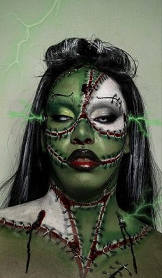 Maquiagem de FrankStein Zombie Halloween Makeup, Look Festival, Social Art, Makeup Stuff, Zombie Halloween, Fantasias Halloween, Halloween Makeup Looks, Circus Party, Halloween Makeup