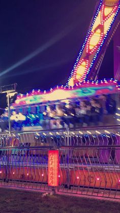 A blurry fairground ride - with bright lights and a warming atmosphere Aesthetic Carnival Pictures, Carnival Aesthetic Night, Fun Fair Aesthetic Night, Fun Fair Aesthetic Night Food, Carnival At Night Aesthetic, Carnival Rides At Night, Fair Pics, Fair Aesthetic, Nightlife Aesthetic