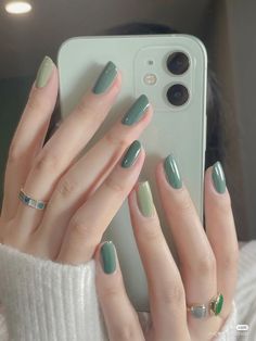 Nail Paint Shades, Hello Nails, Subtle Nails, Smink Inspiration, Green Nail, Casual Nails, Blush Nails, Soft Nails, Nail Arts