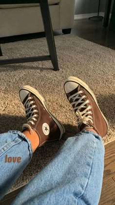 Trendy Converse, Love Pinterest, Best Friend Photoshoot, Cute Friend Pictures, Shoe Inspo