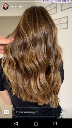 Dark Roots Caramel Hair, Melted Caramel Hair, Partial Highlights For Brunettes Honey, Baby Lights Miel, Straight Highlighted Hair, Dirt Blonde Hair Color, Golden Brown Hair Honey Balayage, Baby Lights Caramelo, Balayage Color Miel