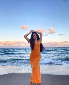 Moana Modern, Modern Disney Princesses, Dress Outfits Casual, Casual Dress Outfit, Summer Dress Style, Summer Picture Poses, Vacay Outfits, Beach Photography Poses