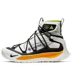 Nike ACG Air Terra Antarktik Gore-Tex 'University Gold' BV6348-100 (SNKR) Futuristic Shoes, Nike Snkrs, Air Shoes, Footwear Design, Smen, Bed Tent, Gold Sneakers, Marathon Running Shoes, Hype Shoes