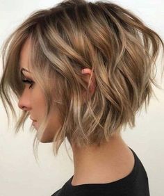 Choppy Bob Short Hair, At Shoulder Length Hair With Layers, Hair Longer In Front Shorter In Back Long Bobs, Short Hair Bob Styles 2023, Trendy Medium Length Haircuts 2023 Blonde, Short In Back Long In Front Hairstyles Graduated Bob, 2023 Mom Hair Trends, Chin Length Womens Haircuts, Short Tousled Bob With Fringe