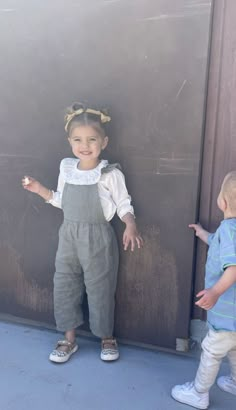 Halston Fisher, Penny Outfits, Fisher Family, Outfit Baby Girl, Kids Mood, Kids Ootd, Girls Summer Outfits