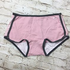 New In Package Pink Boyshort/Boxer Panie 91% Cotton 9% Elastane. Boxer Briefs, Briefs, Women's Intimates, Victoria Secret Pink, Pink Ladies, Pink White, Checks, For Girls, Victoria's Secret