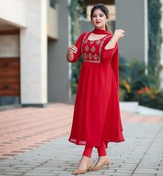 Red Salwar Suit, Suit Dupatta, A Line Kurti, Anarkali Salwar, Ethnic Gown, Anarkali Dress Pattern, Embroidered Kurti, Party Wear Gown