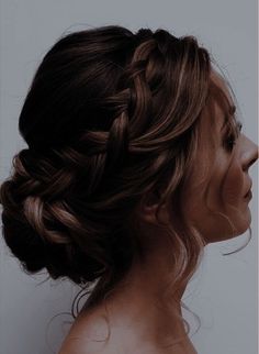 Bun Hairstyles For Bridesmaids, Hairstyles For Bridesmaids, Easy Updo Hairstyles, Low Bun, Prom Hairstyles, 인물 사진