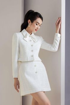 Dorothy Cropped Collared Neck Tweed Jacket - MEAN BLVD Kawr Design, Corporate Women, Ladylike Style, Mean Blvd, Tweed Mini Skirt, Tweed Fabric, Collar Designs, Jacket Design, Sophisticated Style