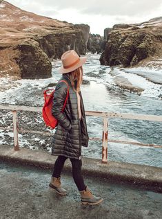 Weatherproof - LivvyLand | Austin Fashion and Style Blogger Hiking Boot Outfit, Fall Camping Outfits, Cute Camping Outfits, Camping Outfits For Women, Hipster Lifestyle, Hiking Boots Outfit, Austin Style