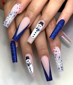 Trendy Winter Nails Long, Simple Christmas Nails Acrylic Long, Long Christmas Nails 2022, Snowman Christmas Nails Acrylic, Simple Snowflake Nails Acrylic, Christmas Nails Acrylic Snowman, Winter Acrylics Nails, Christmas Nails Acrylic Long Art Designs, Christmas Nails Inspo 2022