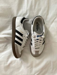 adidas sambas | shoes | adidas | spring shoes | style | sambas | shoes 2024 | spring | clean girl look | cozy shoes Addis Samba, Sambas Outfits, Best Shoes For Women, Adidas Samba Women, Samba Outfit Ideas, Samba White, Snicker Shoes, Jean Beige