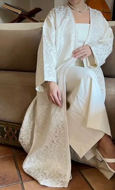 Summer Abaya Outfits, Moroccan Kimono, Moroccan Abaya, Moroccan Outfit, Extra Makeup, Wedding Abaya